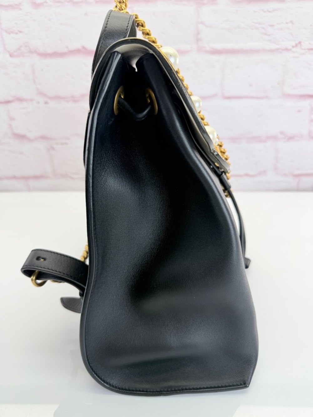 Gucci Queen Margaret Pearl Heart Flap Chain Backpack Black - Picture 5 of 15